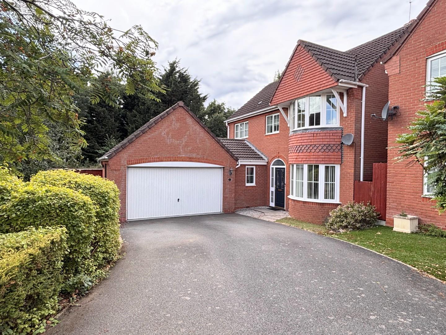 Birch Close, Grange Park Birch Close, Grange Park